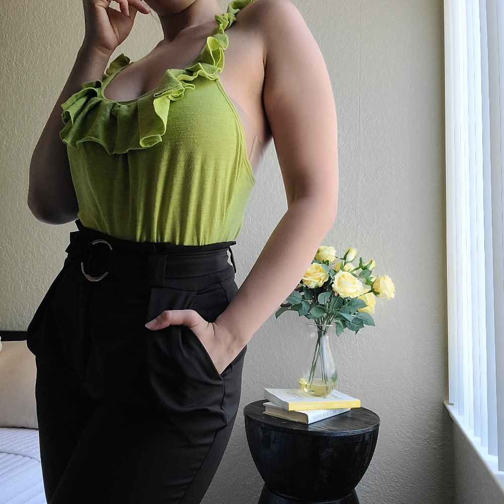 Abercrombie Ruffled Top - Picture 2 of 9